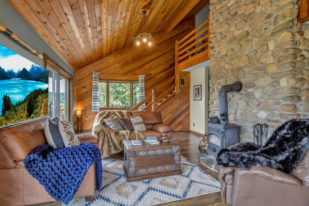 Photo of Livingroom in West Valley