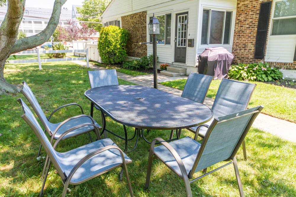 Photo of Patio Balcony in Village Green