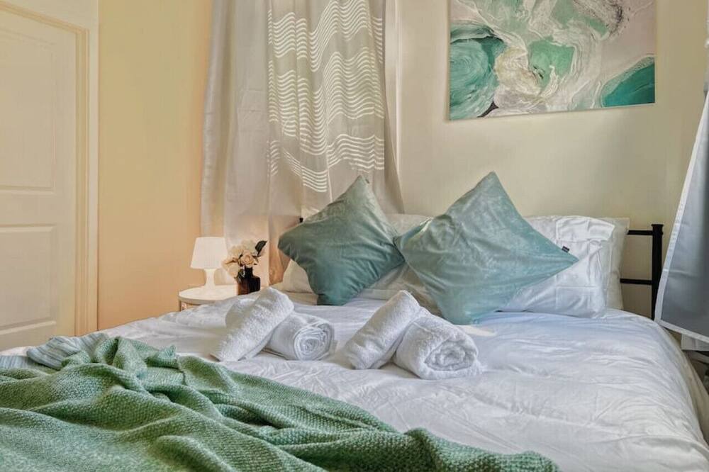 Photo of Bedroom in North Philadelphia West