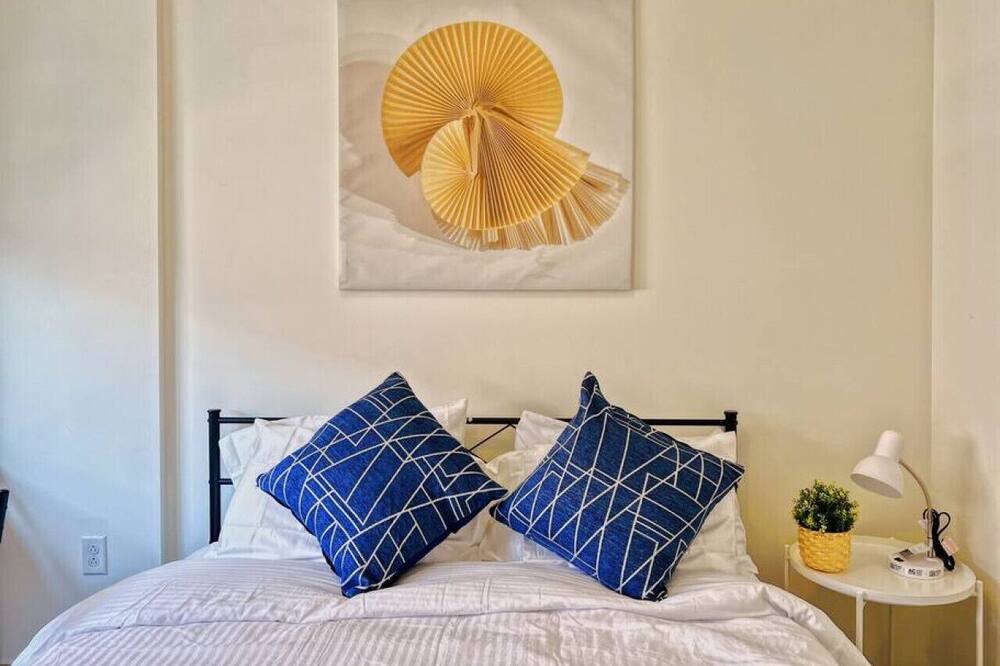 Photo of Bedroom in North Philadelphia West