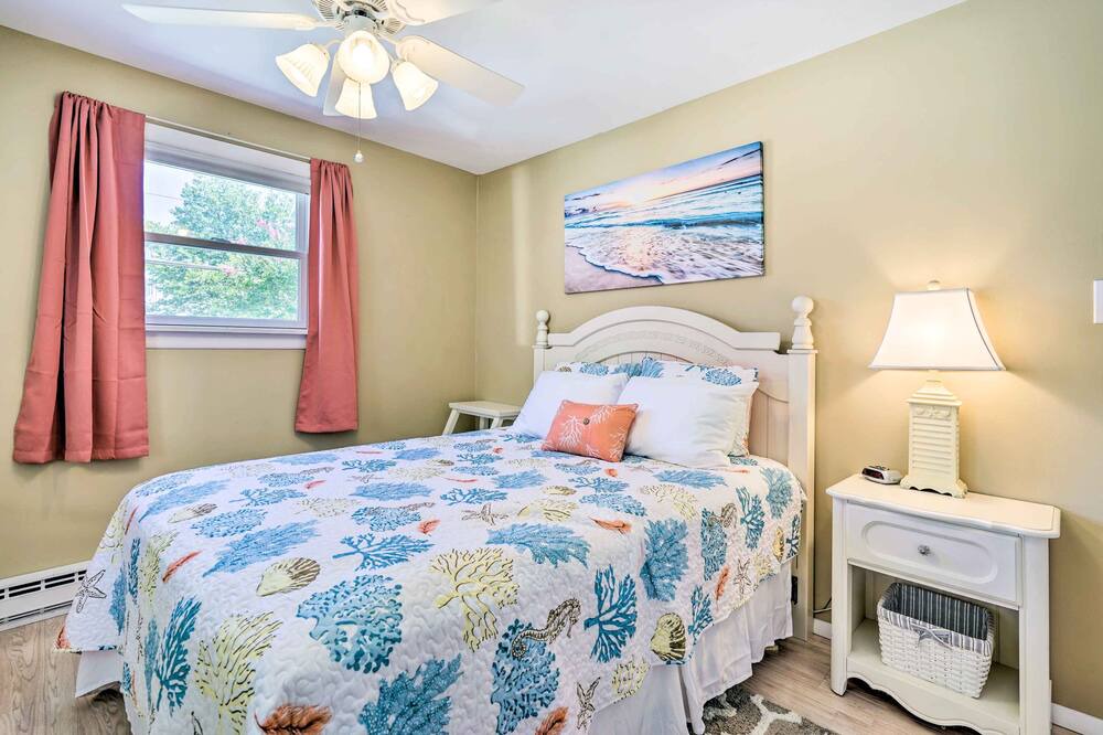 Photo of Bedroom in Village Green