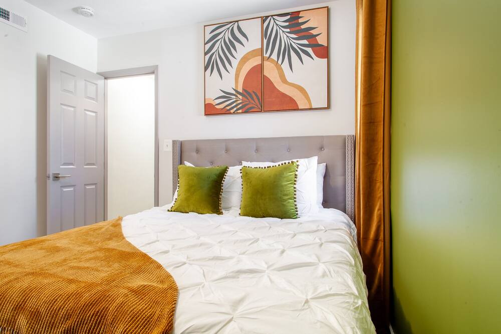 Photo of Bedroom in Mount Vernon