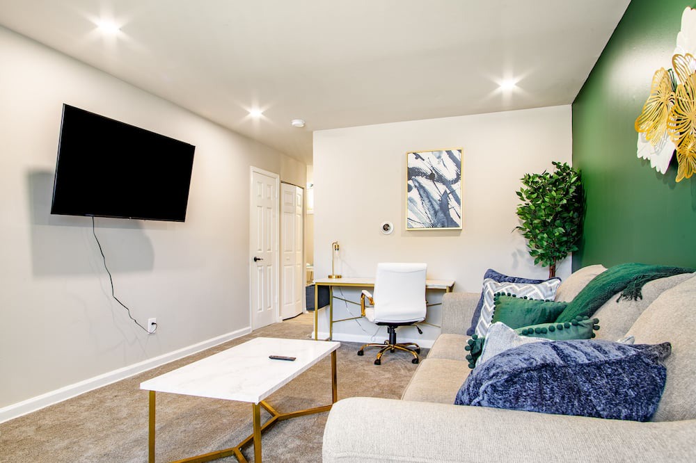 Photo of Livingroom in Towson