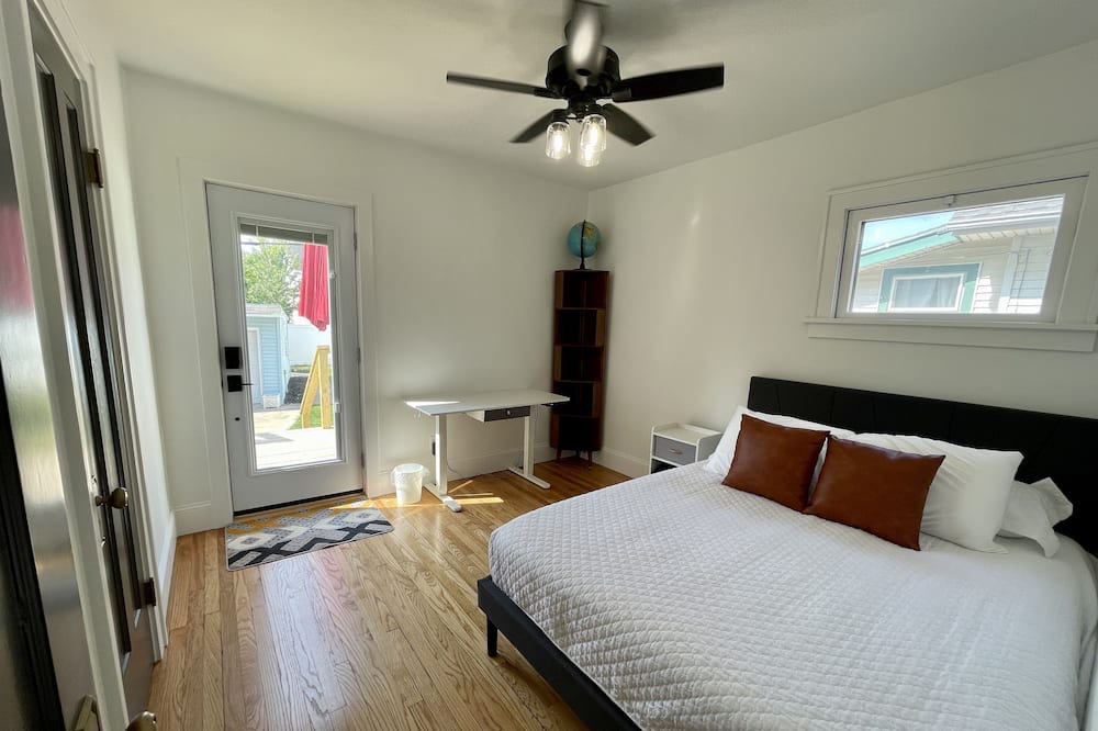 Photo of Bedroom in Kamm's Corners