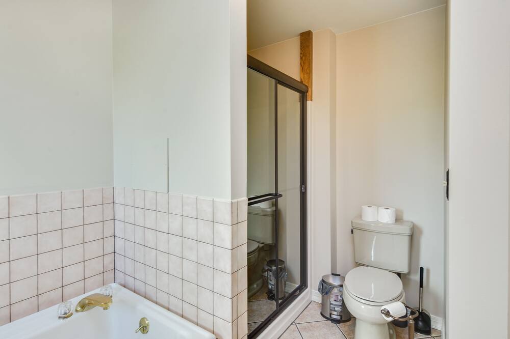 Photo of Bathroom in Reedsville