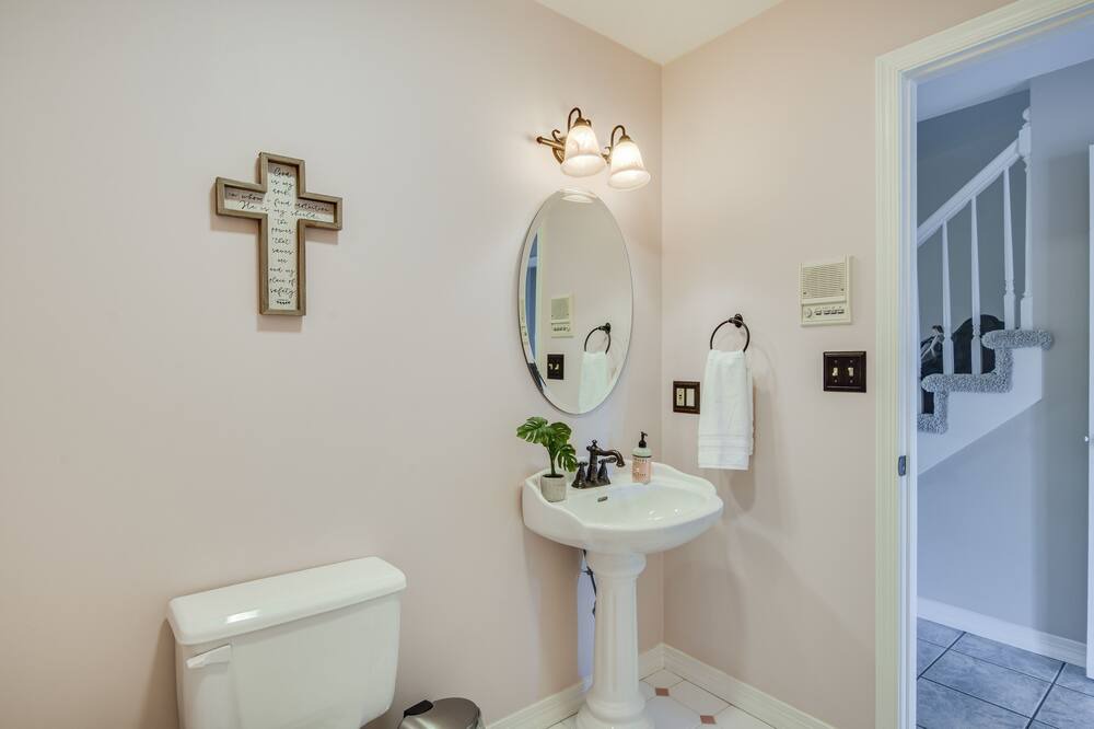 Photo of Bathroom in Reedsville