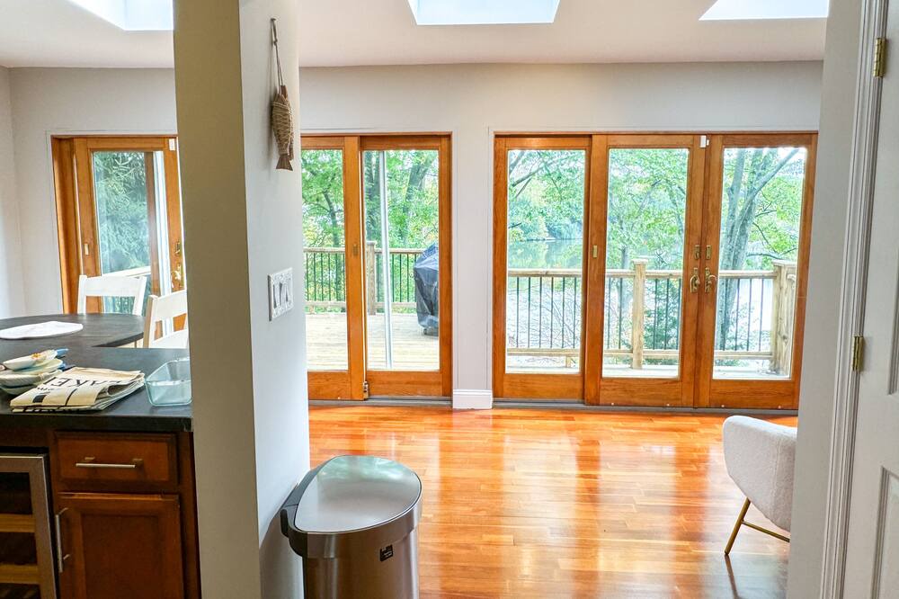 Photo of Bathroom in Lake Peekskill