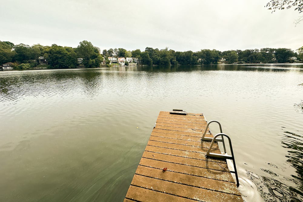 Photo of Outdoor in Lake Peekskill