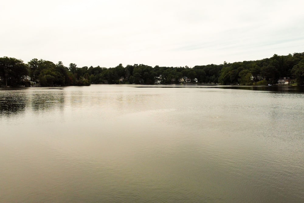 Photo of Outdoor in Lake Peekskill