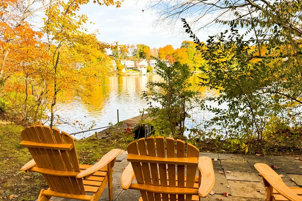 Photo of Outdoor in Lake Peekskill