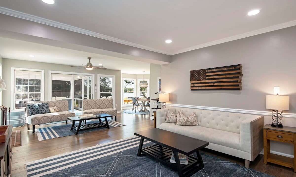 Photo of Livingroom in Easton