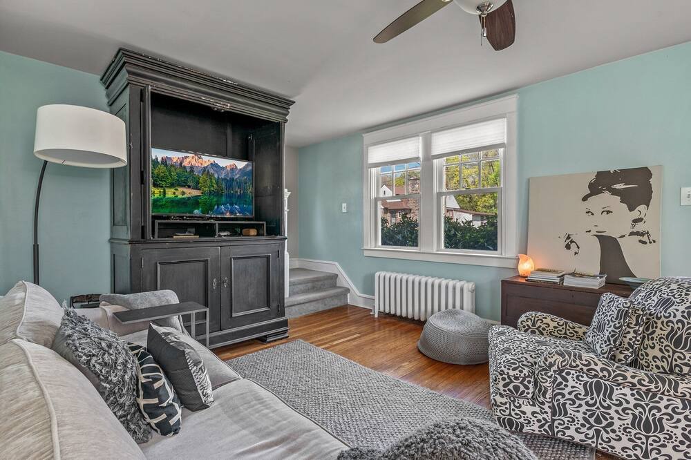 Photo of Livingroom in Swarthmore