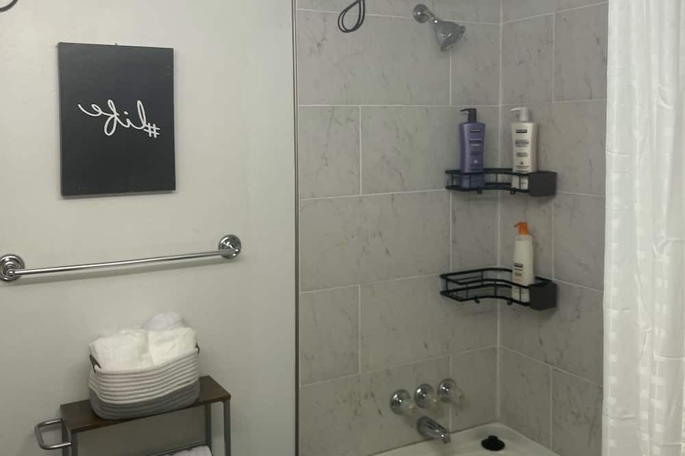 Photo of Bathroom in Columbia
