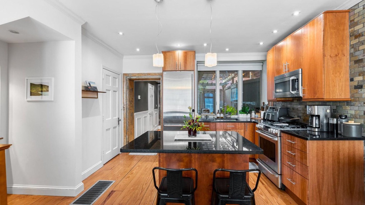 Photo of Kitchen in Old City