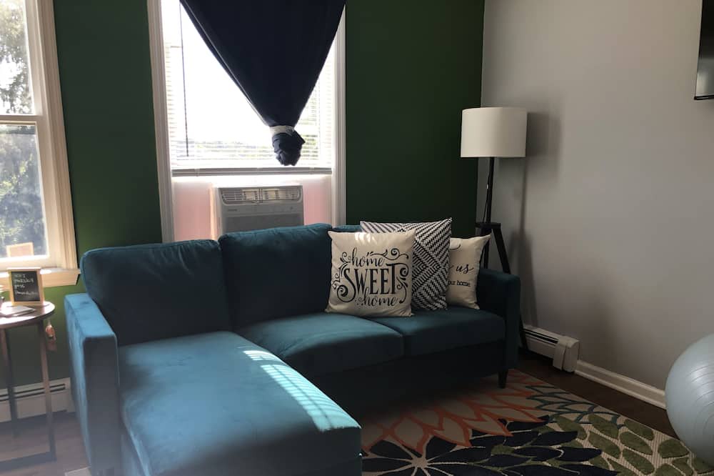 Photo of Livingroom in Peekskill