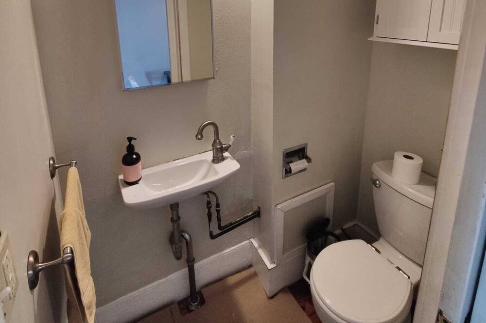 Photo of Bathroom in Philipstown