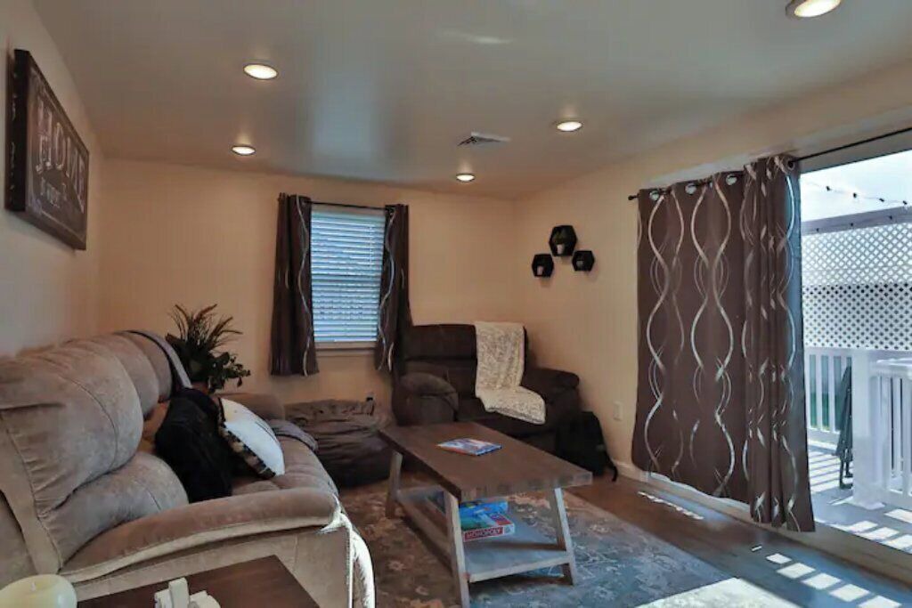 Photo of Livingroom in Bethel
