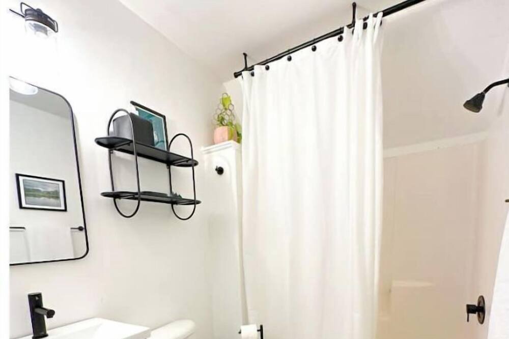 Photo of Bathroom in Lost River