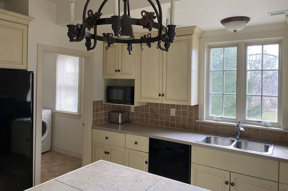 Photo of Bedroom in Rohrerstown