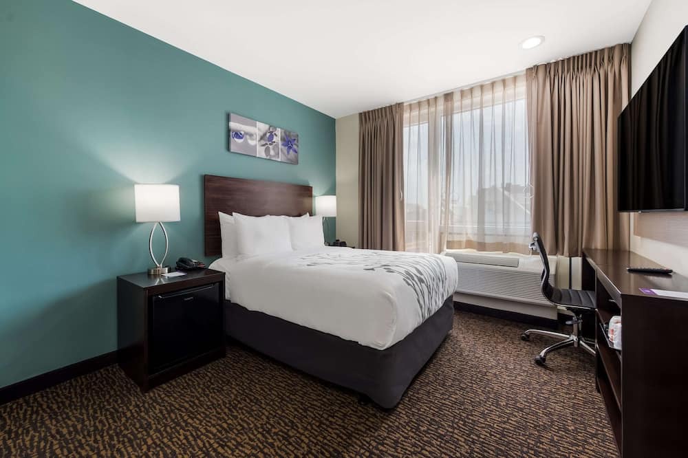 Photo of Bedroom in Sheepshead Bay