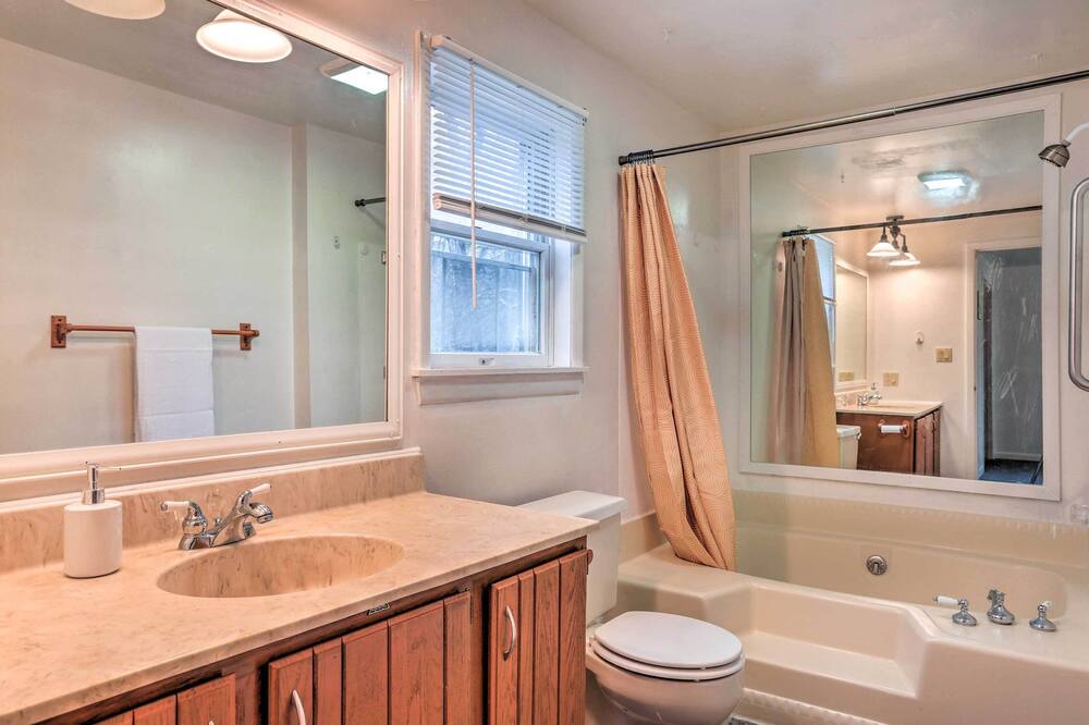 Photo of Bathroom in Port Jervis