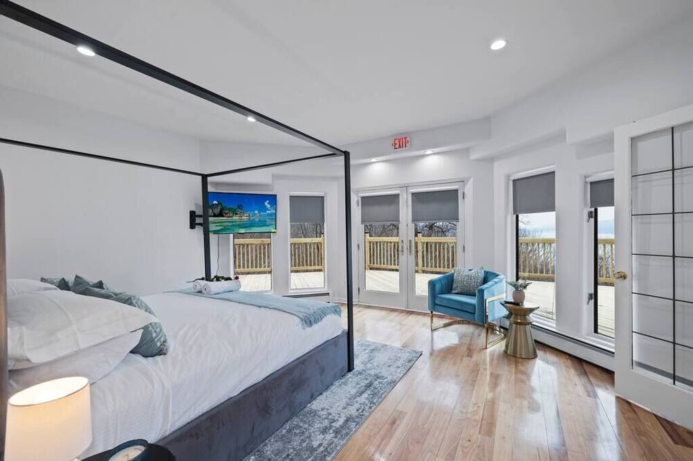 Photo of Bedroom in Greenwood Lake
