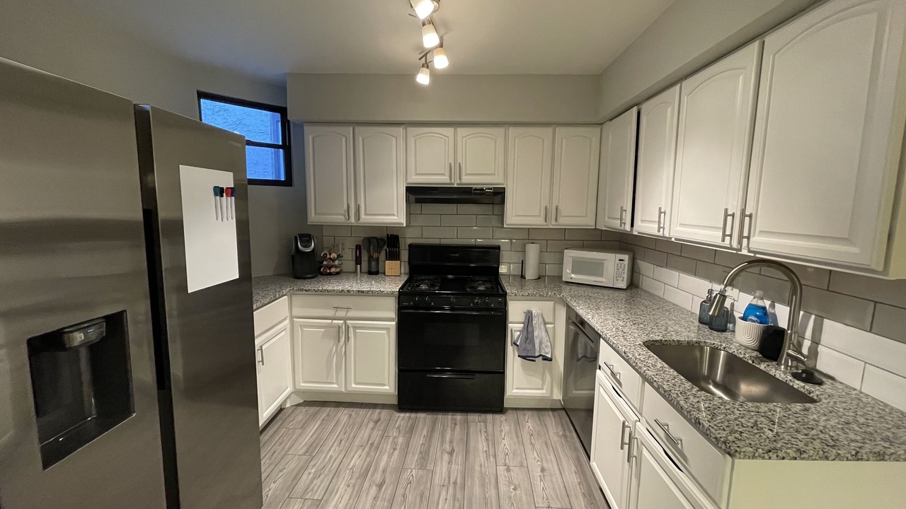 Photo of Kitchen in Graduate Hospital