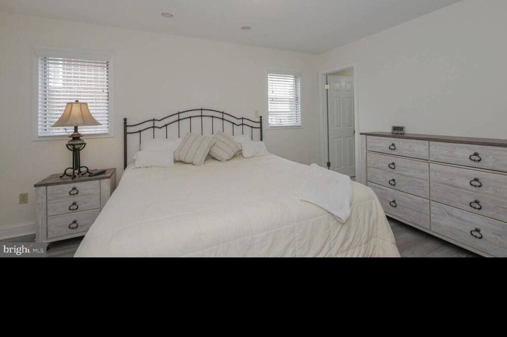 Photo of Bedroom in Margate City