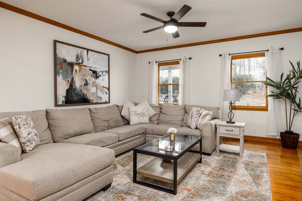 Photo of Livingroom in Hockessin
