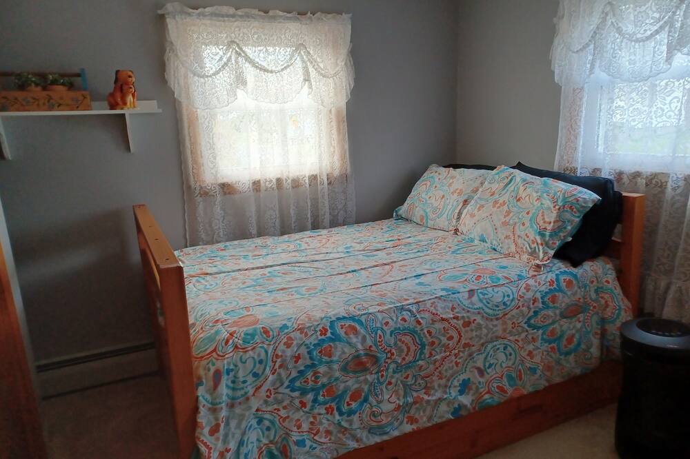 Photo of Bedroom in Punxsutawney