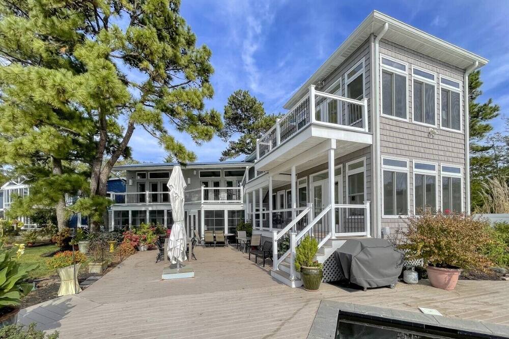 Photo of Others in North Shores