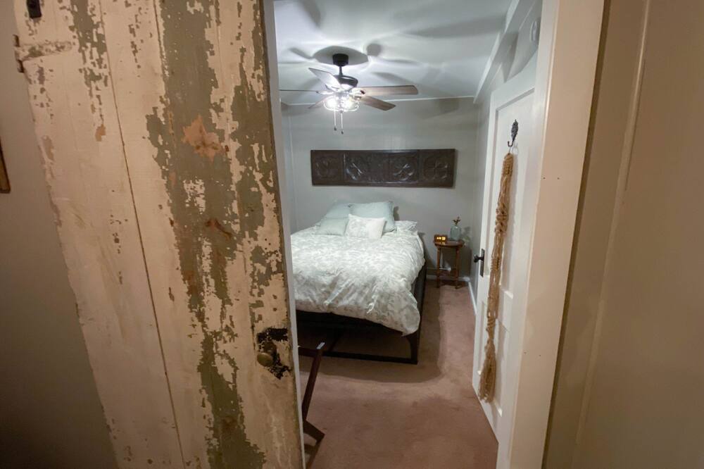 Photo of Bedroom in Tillson
