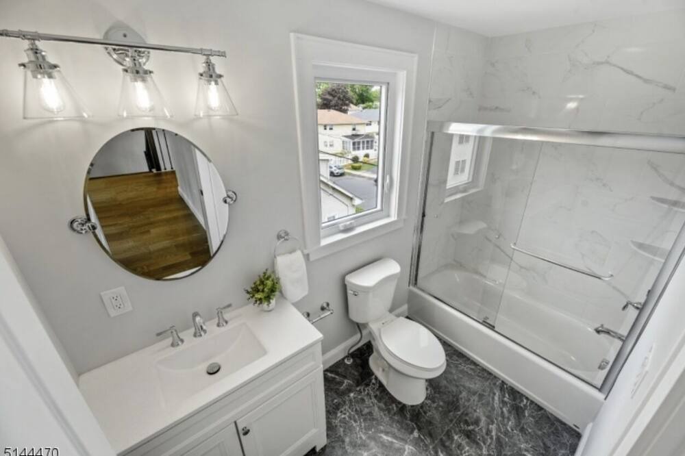 Photo of Bathroom in Vauxhall