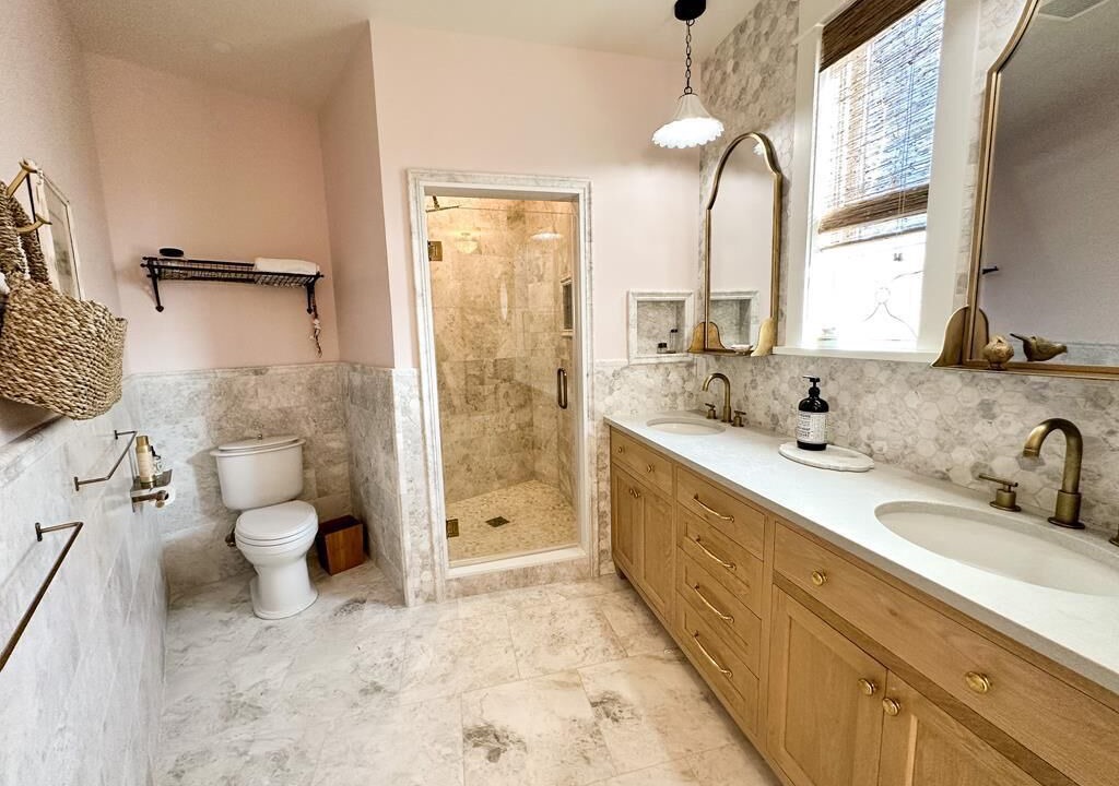 Photo of Bathroom in Cape May Point