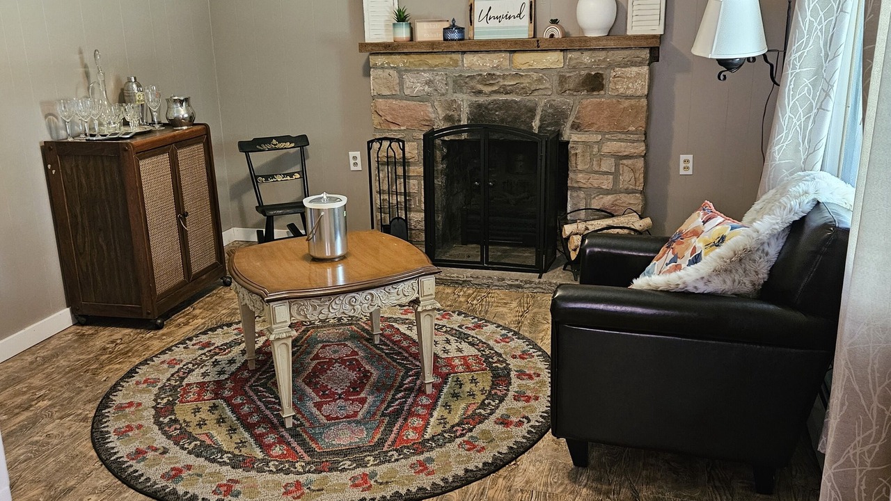 Photo of Livingroom in Gray