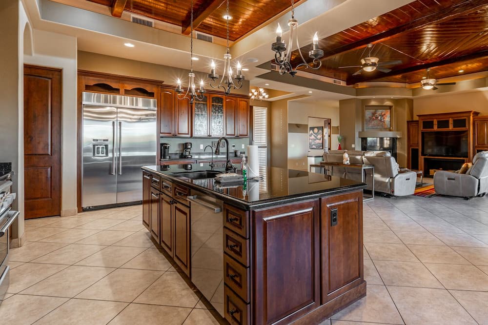 Photo of Kitchen in East Mesa