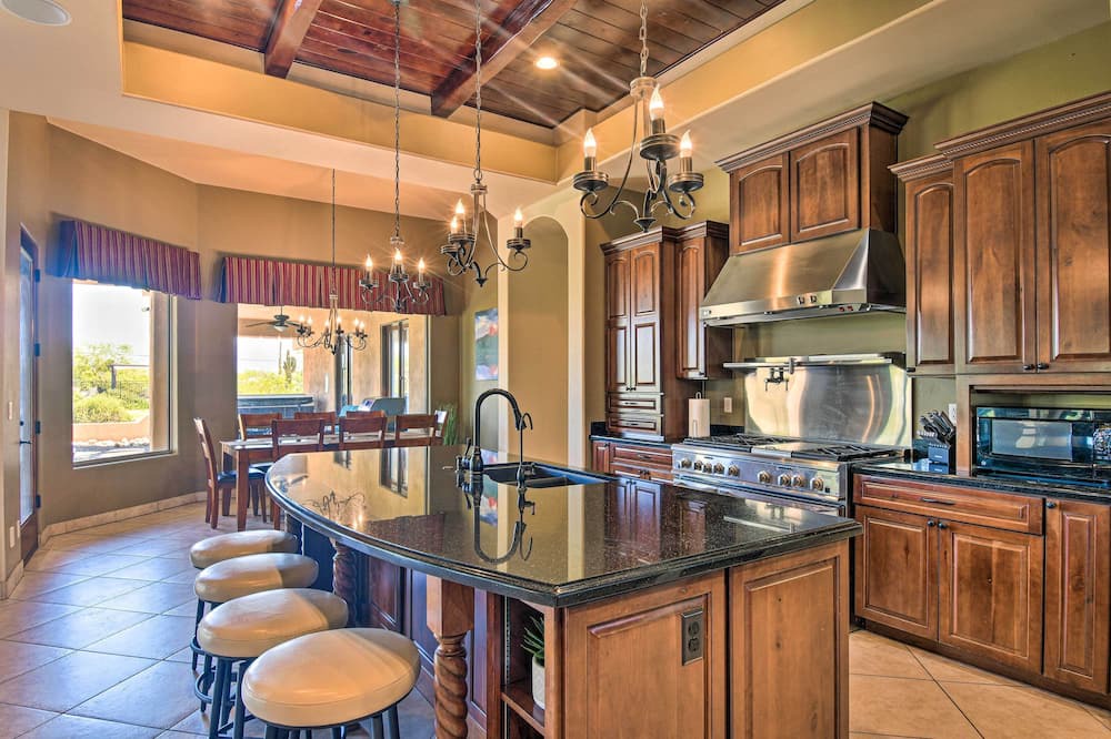Photo of Kitchen in East Mesa