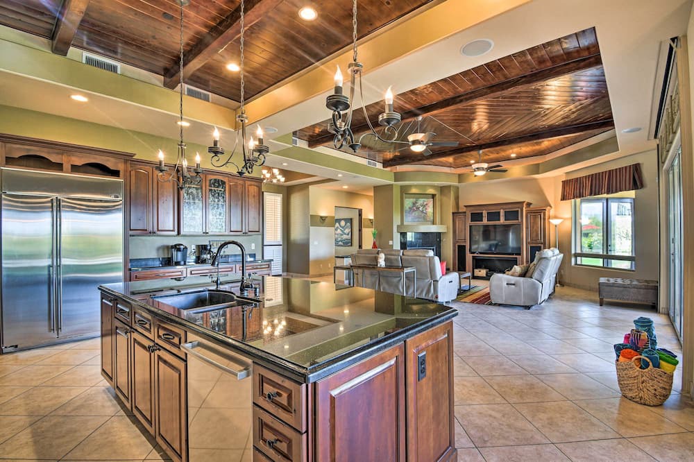 Photo of Kitchen in East Mesa