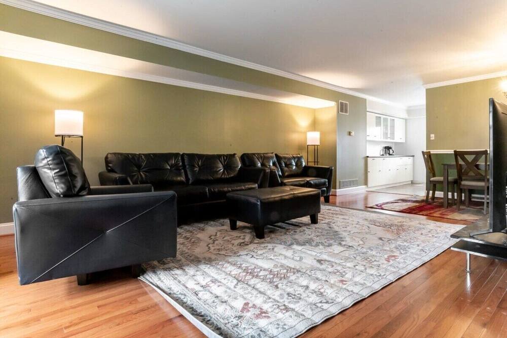 Photo of Livingroom in Malvern