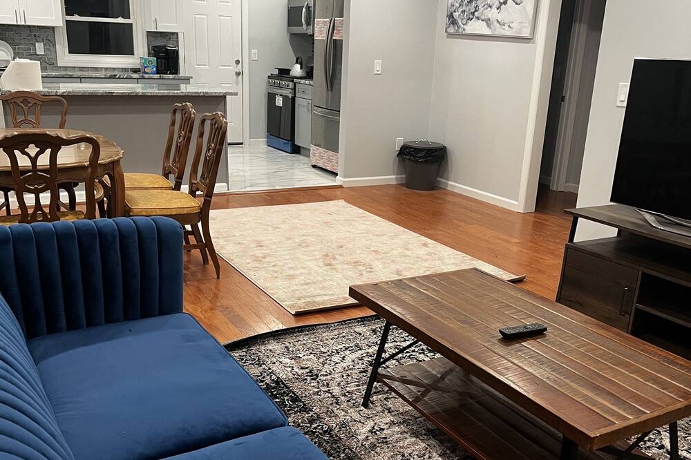 Photo of Livingroom in Cranford
