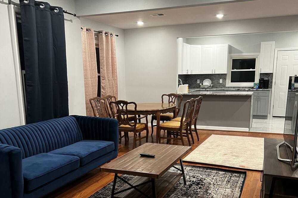 Photo of Livingroom in Cranford