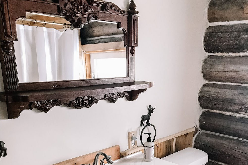 Photo of Bathroom in Kennerdell