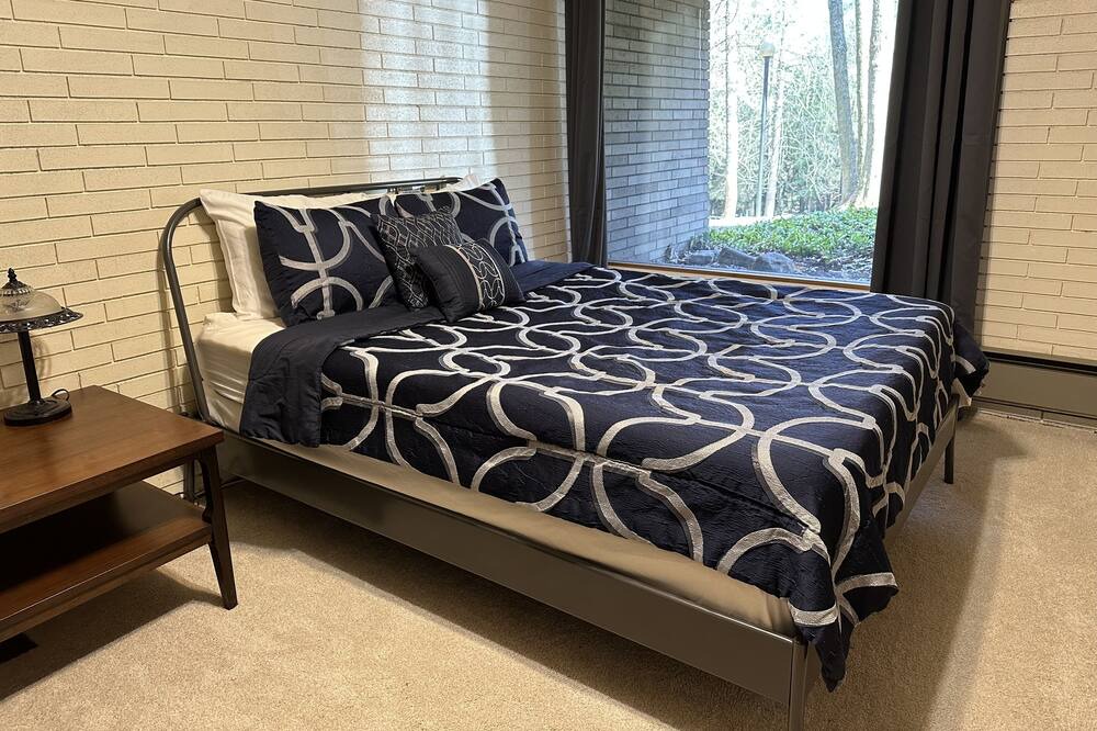 Photo of Bedroom in Weirton