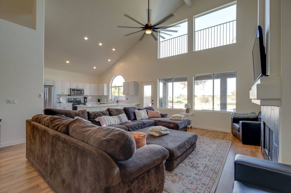 Photo of Bedroom in Superstition Springs