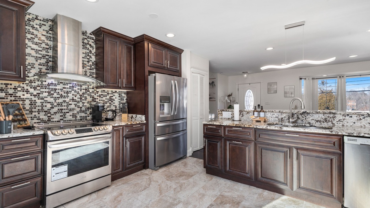 Photo of Kitchen in White Oak