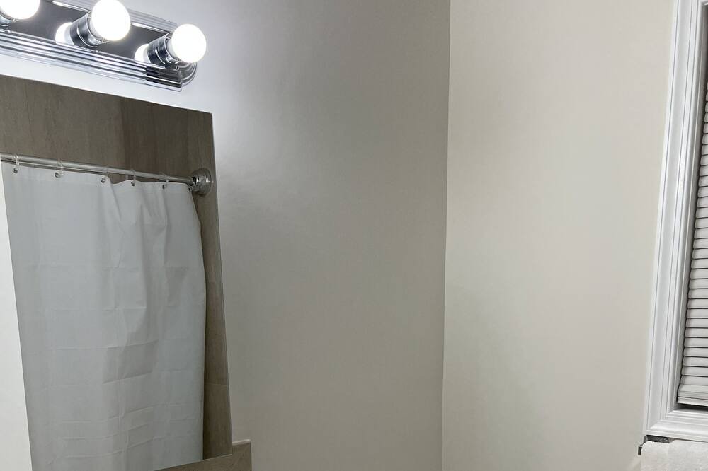 Photo of Bathroom in Northeast Philadelphia