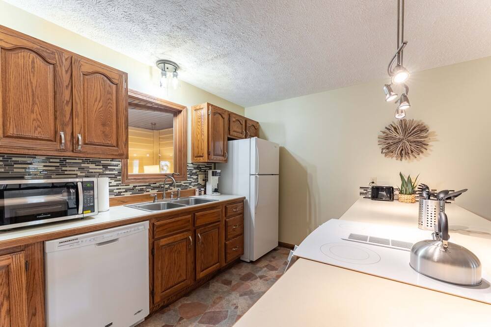 Photo of Kitchen in Cheat Lake