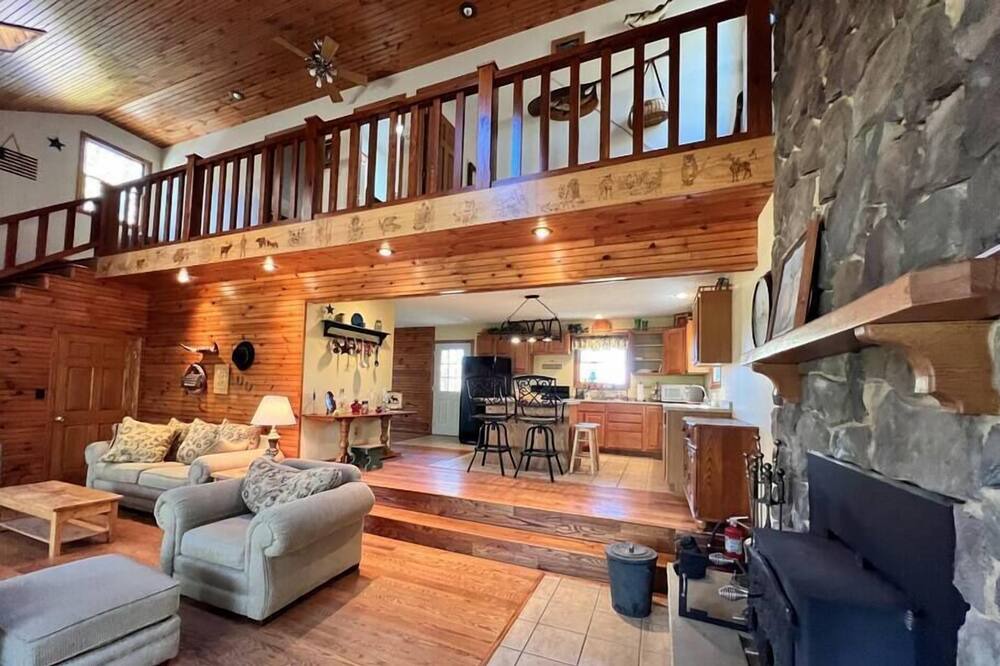 Photo of Bedroom in Huttonsville