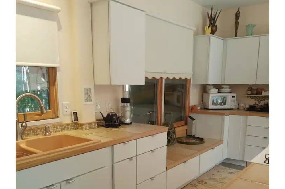 Photo of Kitchen in Faber