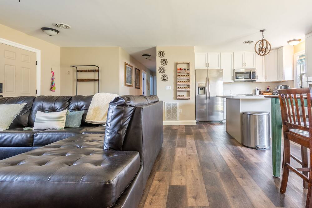 Photo of Bedroom in Annville